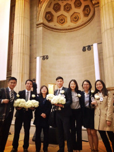 After helping to organize the U.S. Gala Dinner at which Korean president's visited, Hyunjong and other interns are taking a picture to memorize this moment